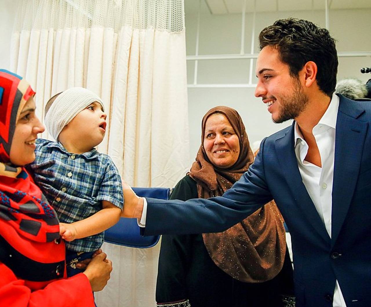 麻雀变成凤凰的人生,麻雀变凤凰普通版