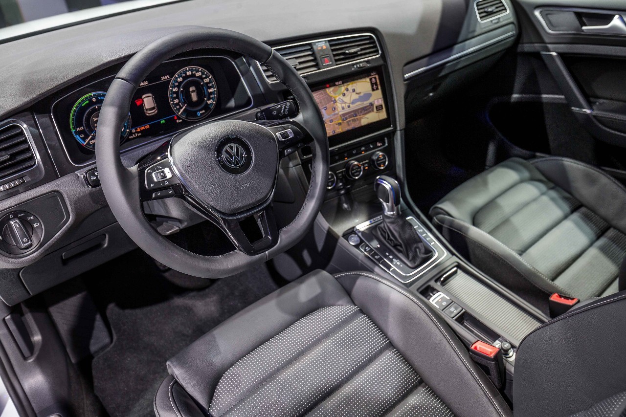 从辉腾到e-Golf,电气化翻新透明工厂