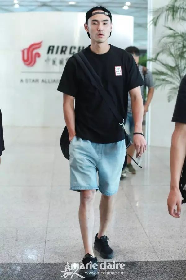 明星同款短袖t恤女杨幂,潮牌t恤女款杨幂同款条纹