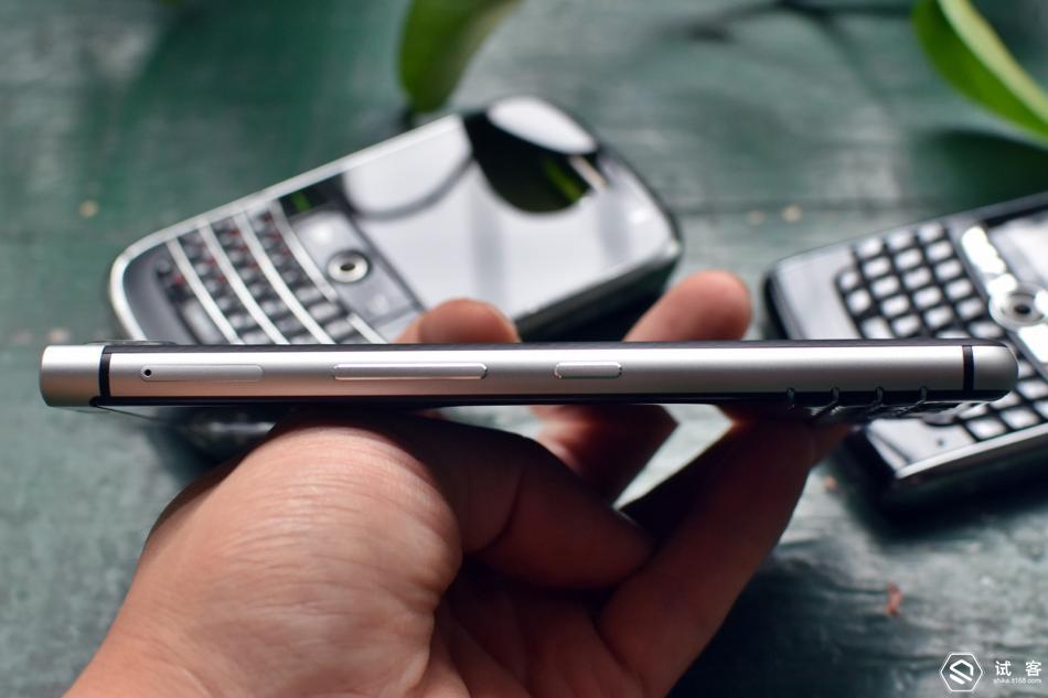 创新和守旧的区别,黑莓手机keyone如何