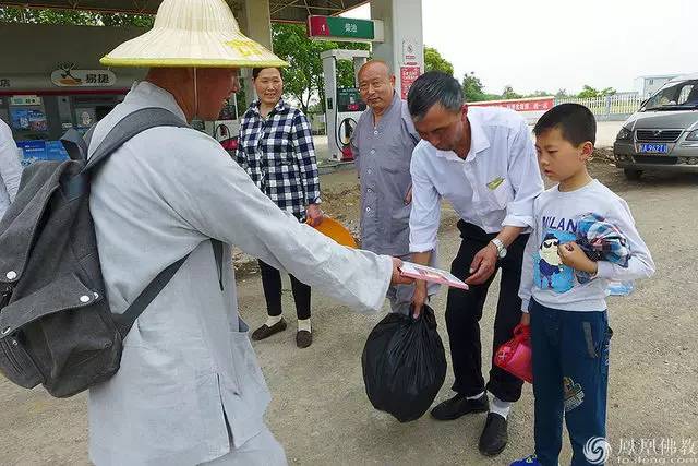 徒步登九华山,九华山徒步朝拜攻略视频