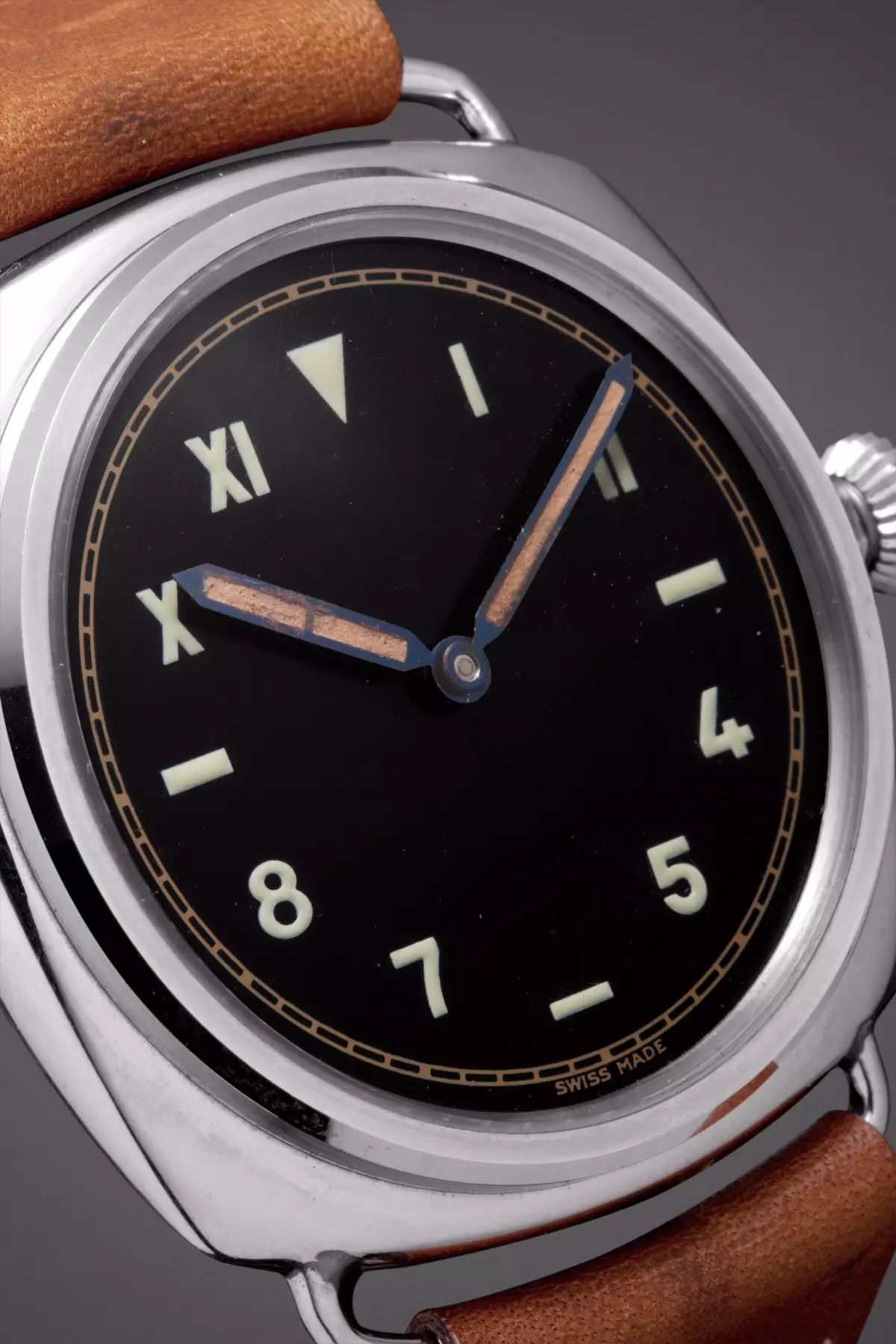 女人戴表戴在左手还是右手比较好,女人戴表不管贵还是便宜