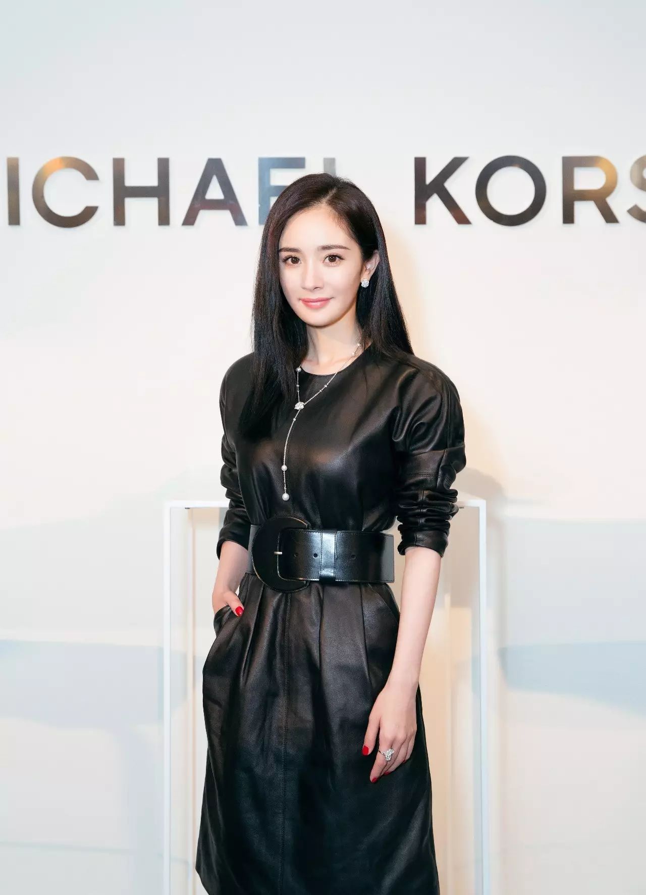 杨幂带货女王,杨幂谁才是新一届带货女王