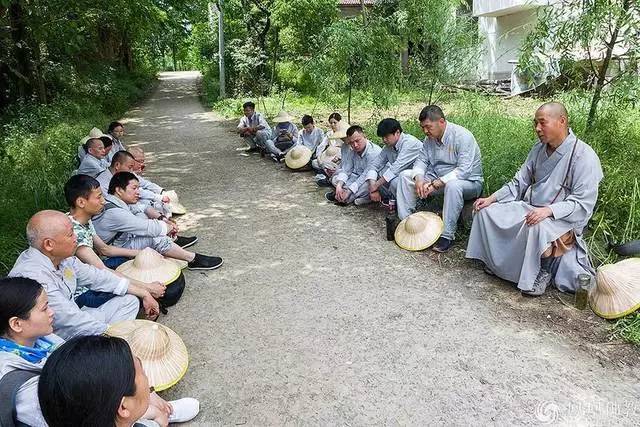 徒步登九华山,九华山徒步朝拜攻略视频