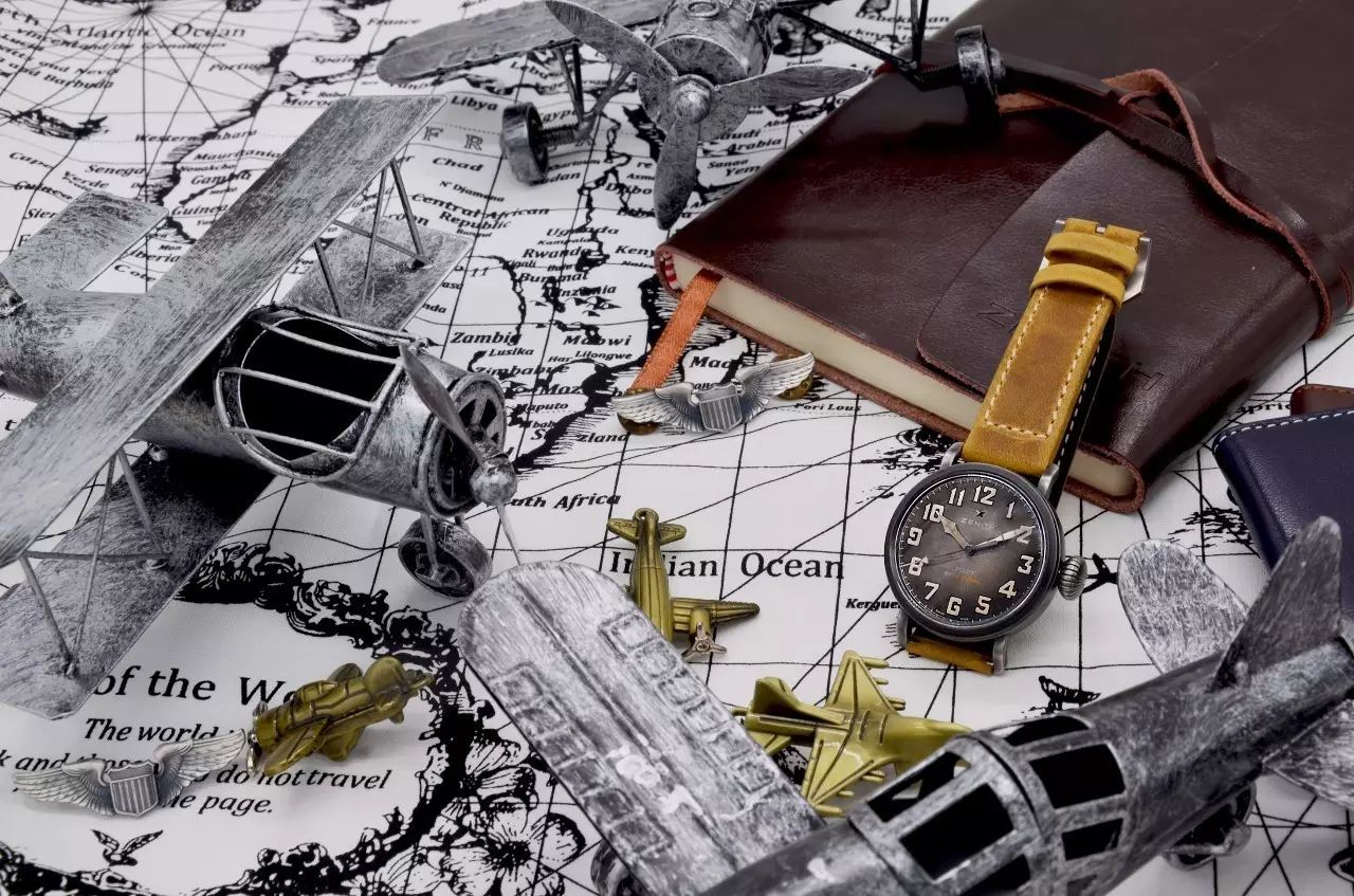 女人戴表好看吗戴什么表,女人戴男人的表好看的吗