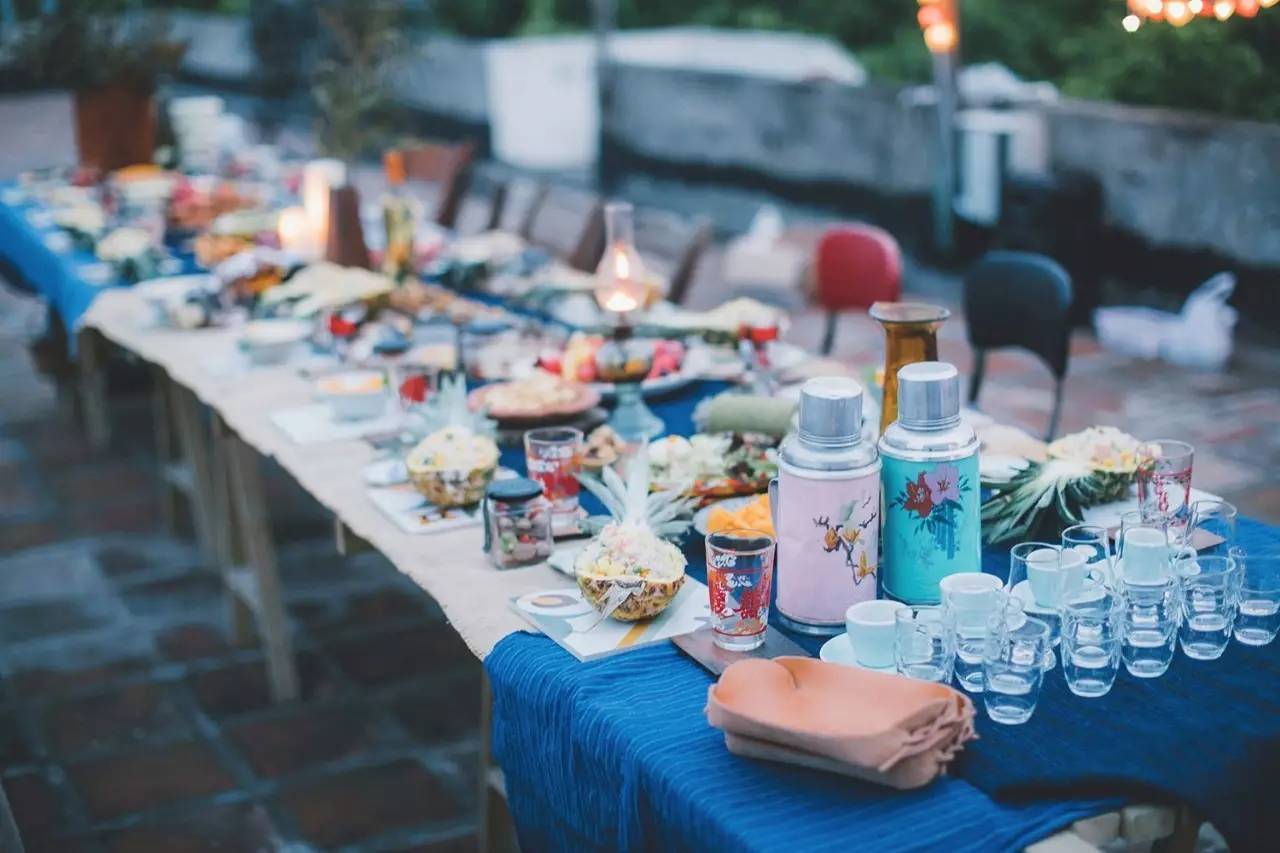 把Mall里的餐厅一次都吃遍，做梦吧？不是！