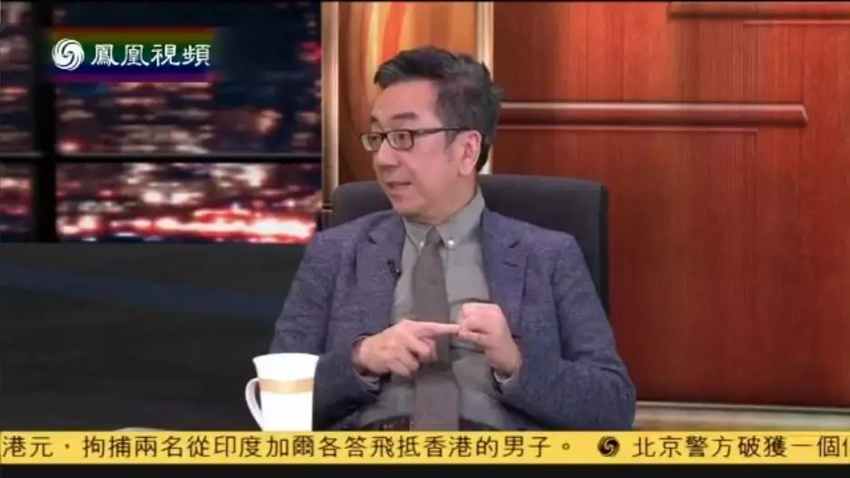 锵锵三人行怎样度过难关,现在还有锵锵三人行么