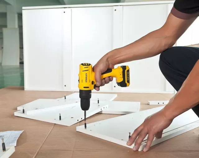 便携充电起子,充电电钻电动工具