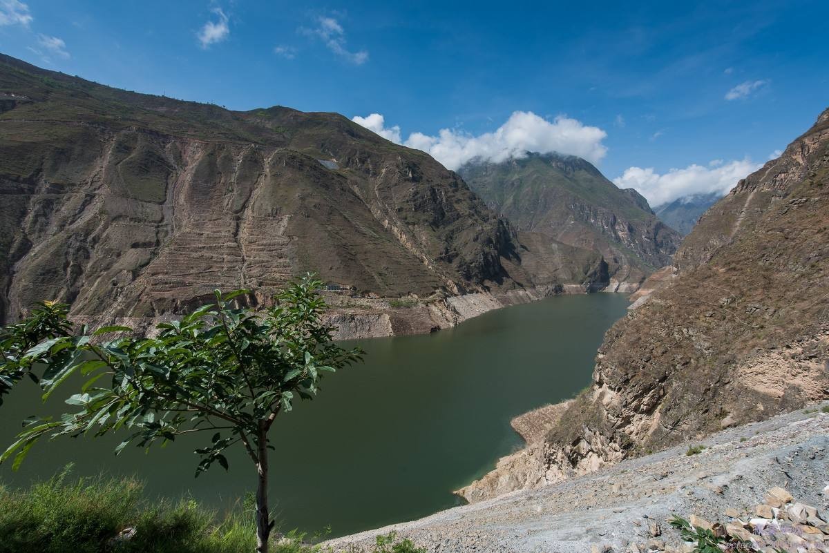 行走在川甘青交界,四川马湖
