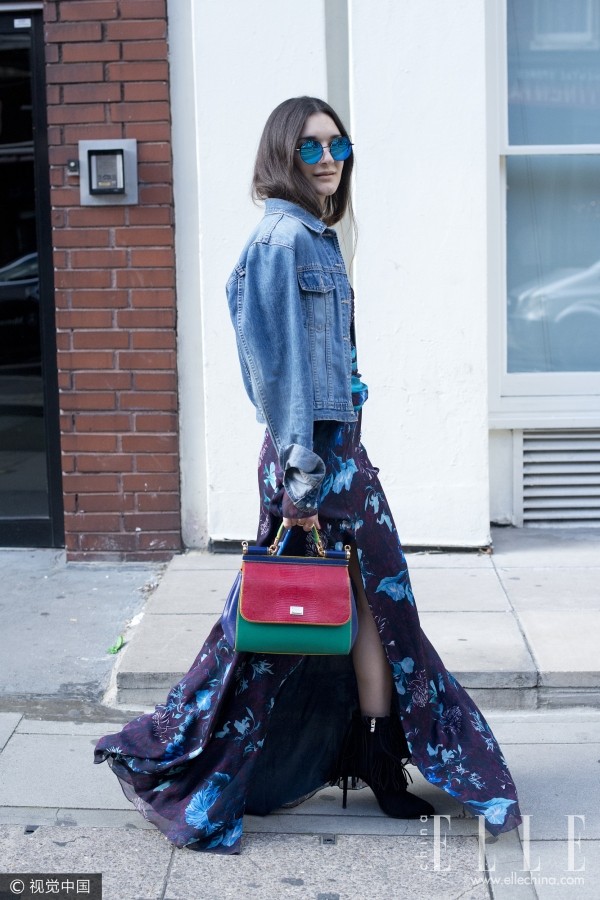 牛仔外套里穿什么,牛仔外套里穿什么比较好