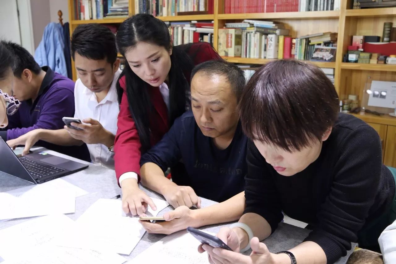 和田玉交易中心首批采购商会员签约仪式圆满成功