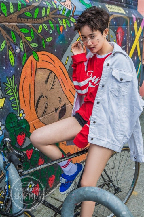 为什么焦俊艳变化这么大,焦俊艳帅气瞬间