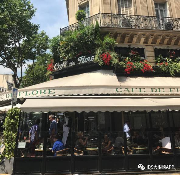 赵丽颖18巴黎时装周,赵丽颖咖啡馆