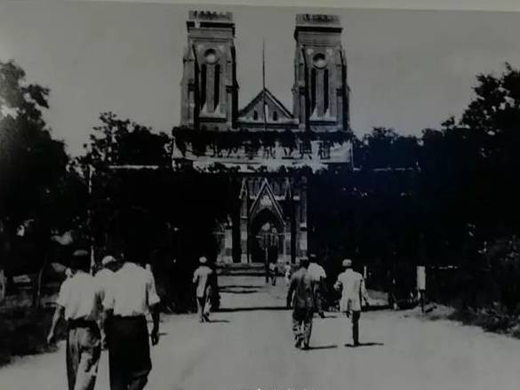 习*平近**致信祝贺的这所大学!与河北这么有渊源