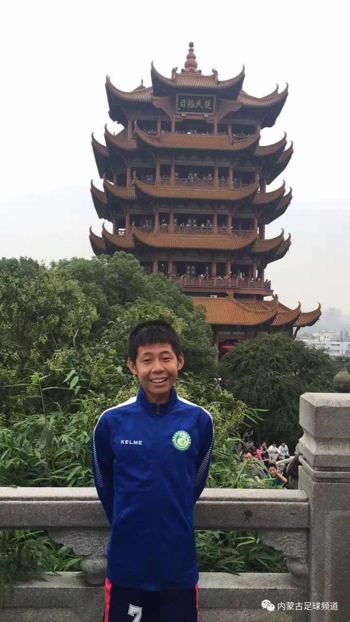 棒棒哒优秀少年,鄂尔多斯入选全国足球队的名单