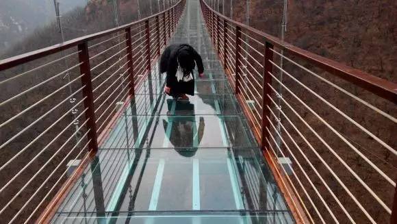 洛阳洛浦玻璃栈道在哪,河南洛阳木札岭景区玻璃栈道