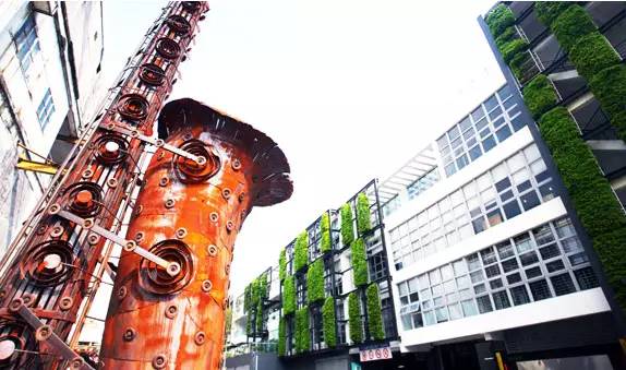 鹿晗和关晓彤的定情之作,鹿晗和关晓彤真的成为了情侣吗