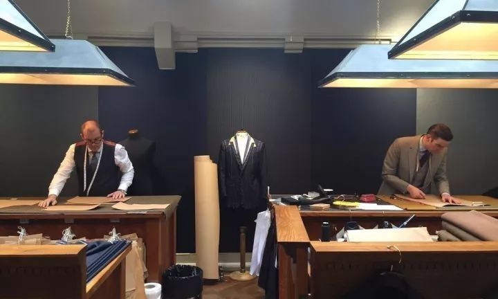 好莱坞红毯最帅西装大叔,好莱坞最帅男模特