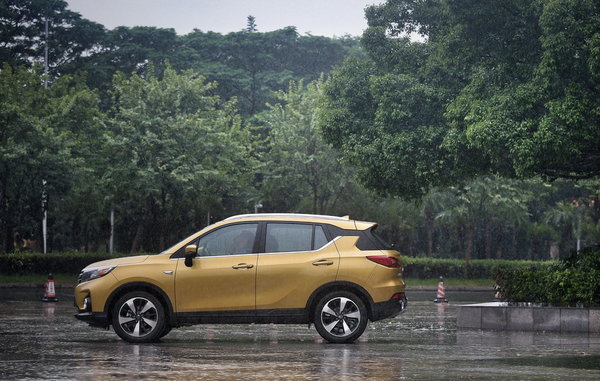 谁说程序员不浪漫,传祺gs3和你一起潮流当下