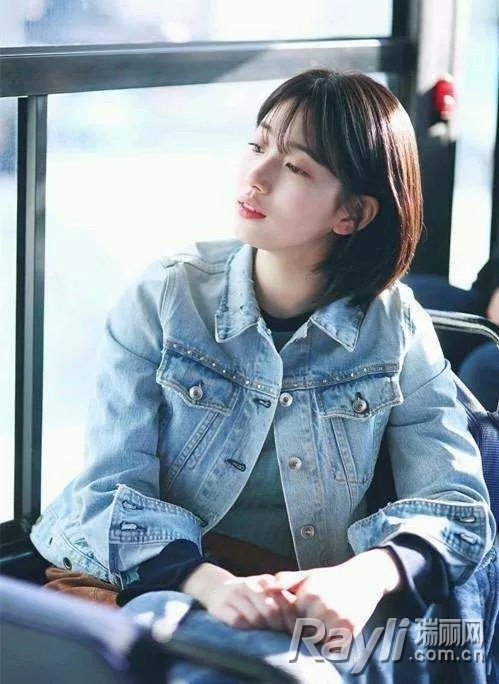 深扒秀智10件百搭单品，200块就能买到相似款