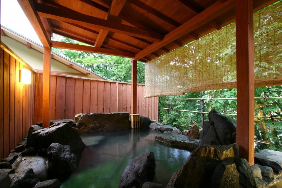 最高级的红色是什么,最高级最不过时的红色是哪一种