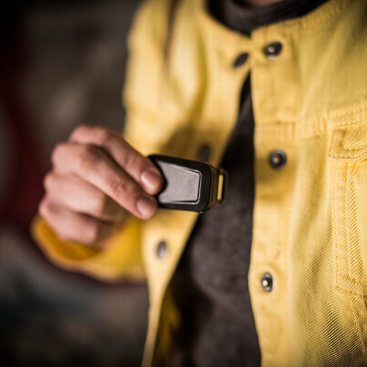 让女生走夜路不害怕的小手电,女生走夜路神器