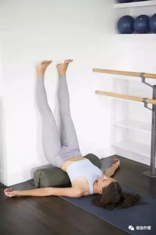 瑜伽解决生理期疼痛,生理期可以练空中瑜伽吗