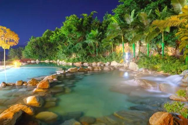 弥勒温泉小镇钰景温泉,弥勒梅花寨温泉是真温泉吗