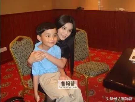 黄多多和李嫣谁有楷模,李嫣黄多多年收入