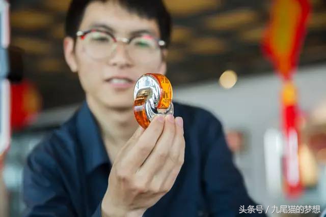 渣男味、发廊味、女老师洗澡后的味道,直男在香水面前简直疯了