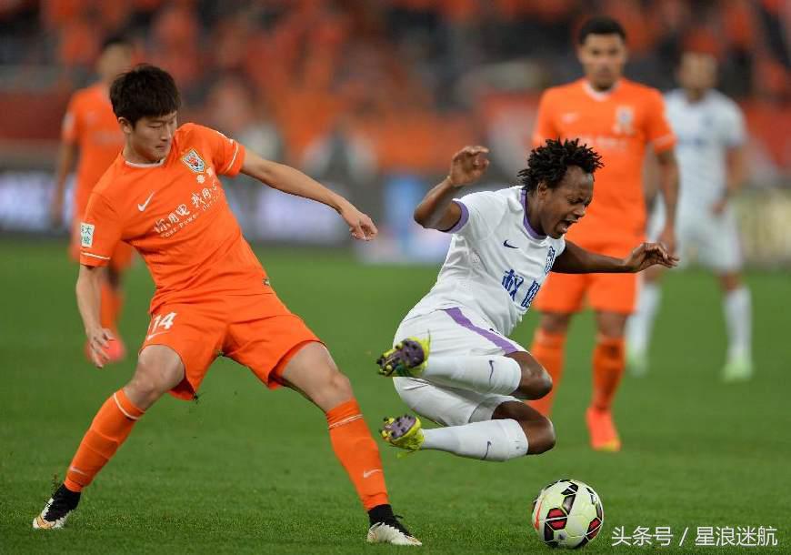 印度球迷:我们足球底蕴比中国好!中国球迷:拉国足比比