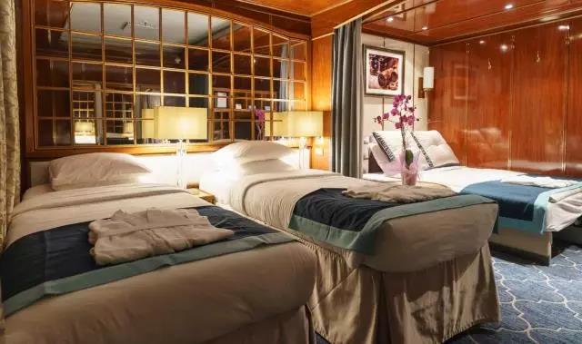 极地探险队员,极地探险邮轮旅行