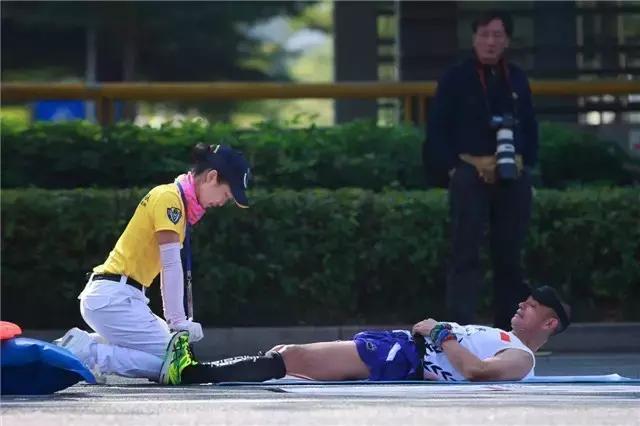 痛到痉挛怎么解决,胸部一阵抽筋疼