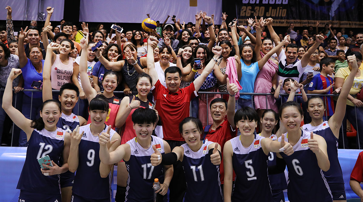 2013年瑞士女排世青赛朱婷,13年女排朱婷世青赛决赛完整视频