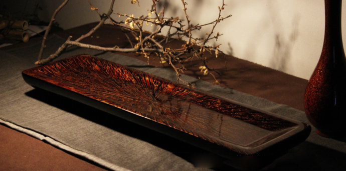 大漆艺术vol.9丨旧船上拆回来的烂木头，上漆后，就价值上万了！