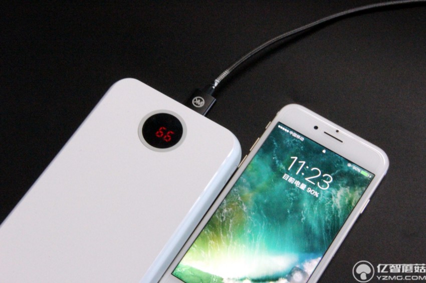 罗马仕Horus移动电源体验测评：来一场说走就走的旅行