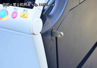 柯尼卡美能达黑白机打印厚纸掉色,柯尼卡美能达黑白机复印模糊