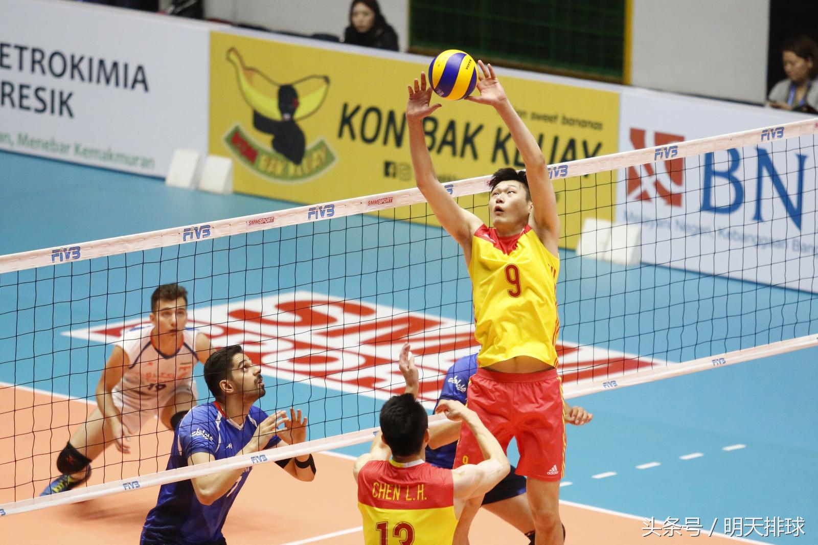 亚锦赛男排半决赛对阵伊朗赢了吗,2021男排亚锦赛中国对伊朗