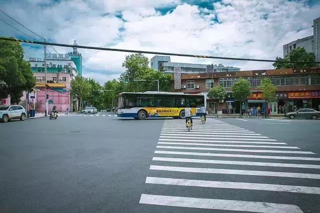 励志的武汉爱情故事,武汉爱情故事完整版