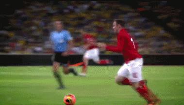 当足球遇到特效笑抽了,足球加上摇摆的特效