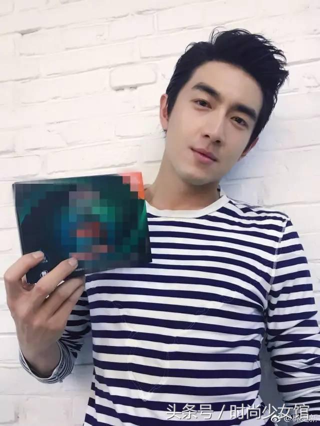 鹿晗小井的蕾丝衫张翰的渔网袜,不是战狼依然够帅