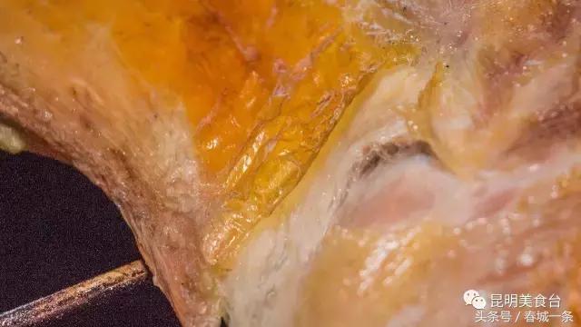 隐藏在昆明村庄里的3家烤羊店，老司机用3个月才找到的