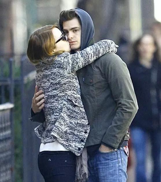 从电影到生活，荧幕情侣假戏真做、他们的定情之作在这里！