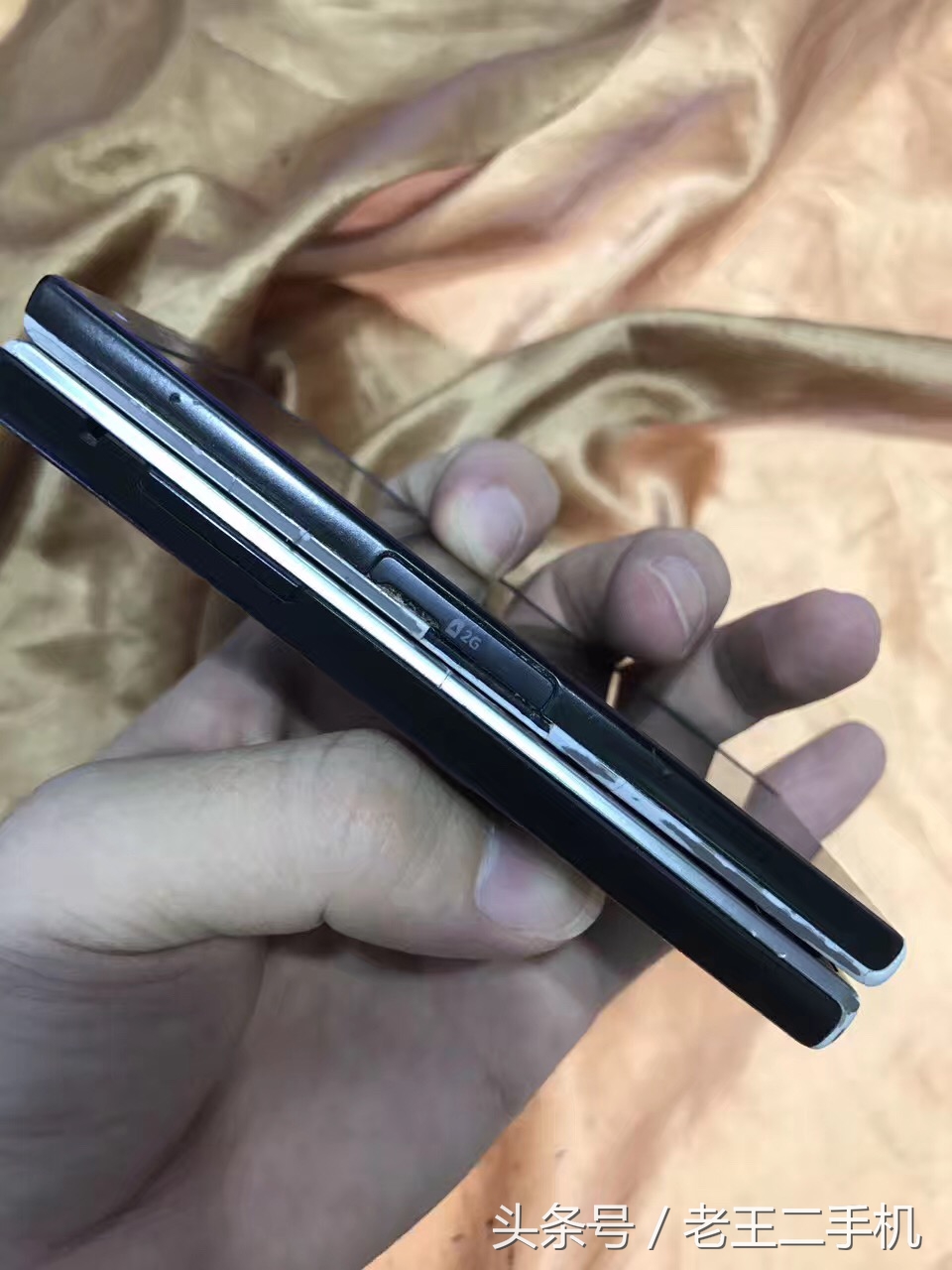 三星翻盖二手手机清仓处理便宜,二手三星手机值得入手吗