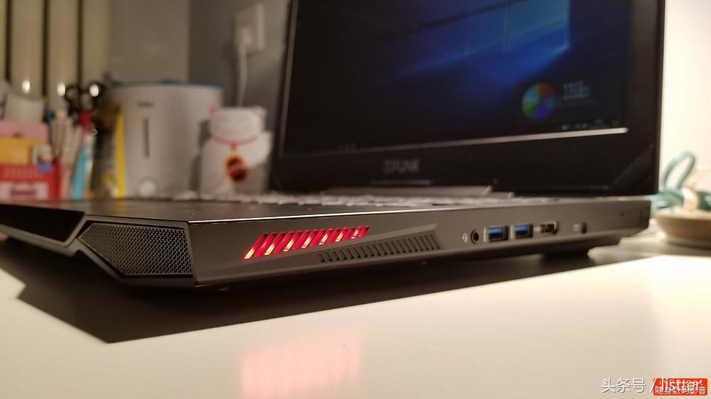 标配机械键盘的游戏本,自带机械键盘游戏本推荐