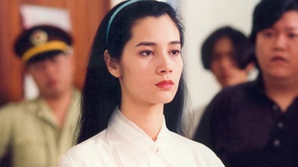 无数人女神,拍*情艳**片未火成麦当劳服务员获赞