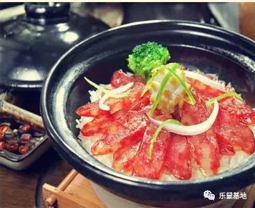 尽管经历了千百年,但你依然不能抵挡砂锅的醇香诱惑