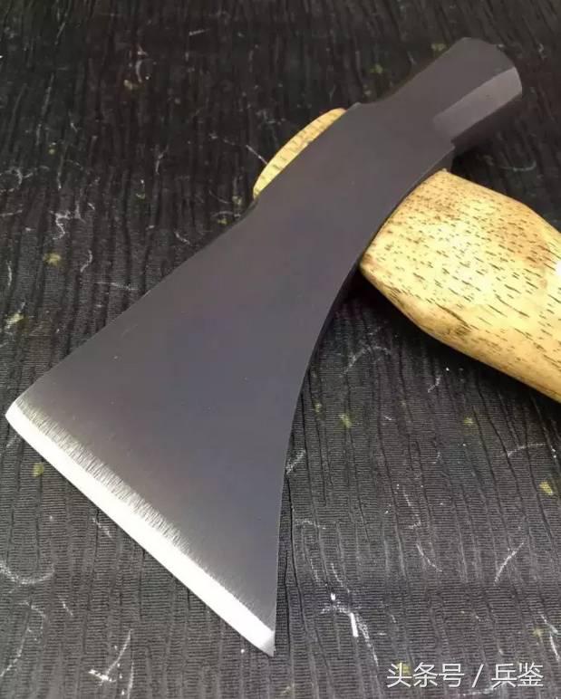 花哨的艺术刀不能比!唯一通过92年美国海豹部队残酷测试的刀具