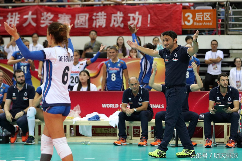中国女排1-3不敌意大利队,中国女排以2:3惜败意大利之后成绩