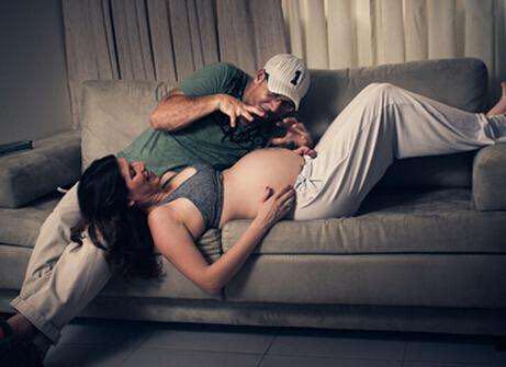 如何帮长发孕妇洗头发图片,妈妈头发尴尬期怎么打理